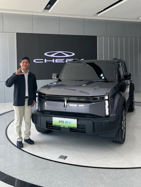 Dimas-sales-consultant-mobil-chery-pik-jakarta-utara-nov25